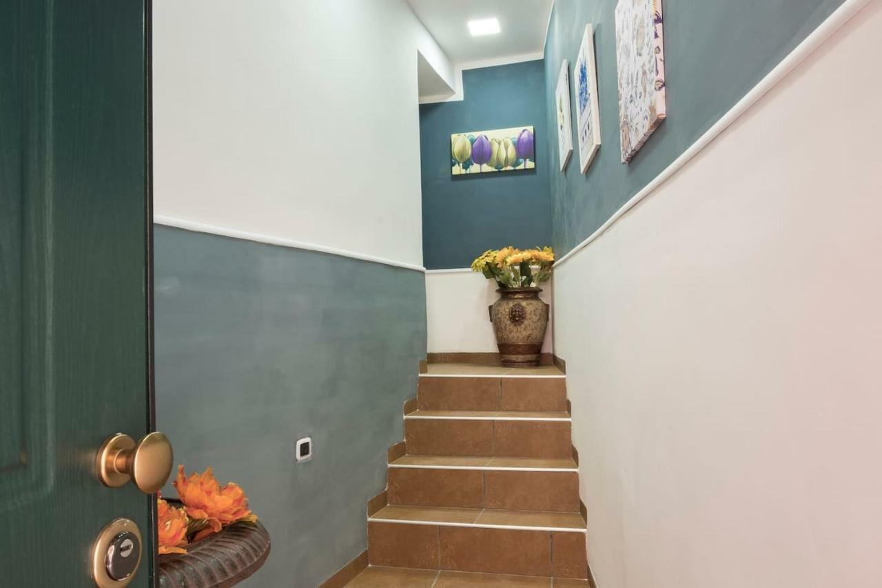 Апартаменты Little House Napoli Экстерьер фото
