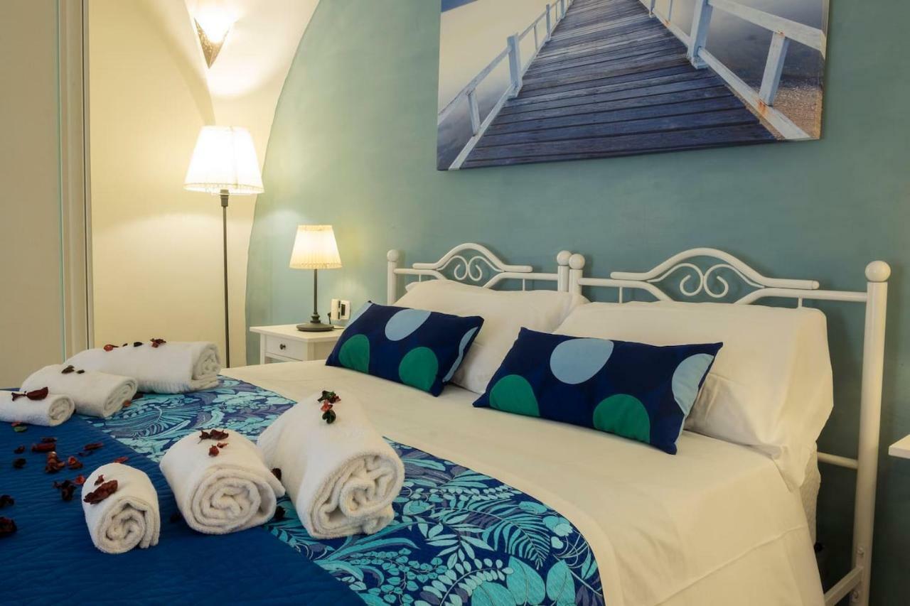 Апартаменты Little House Napoli Экстерьер фото