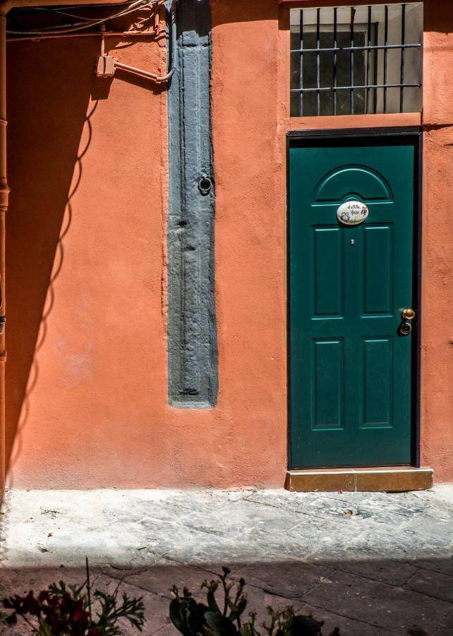 Апартаменты Little House Napoli Экстерьер фото